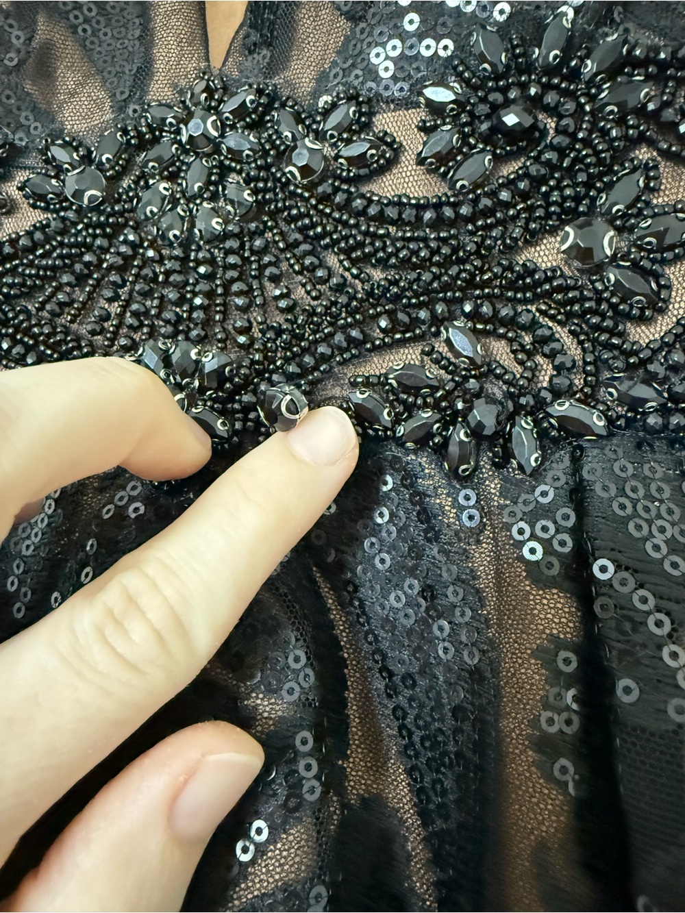 Mac Duggal 67529 NWT Sequin
Embellished a-line
Cocktail Dress $598 size 2 - Picture 7 of 9